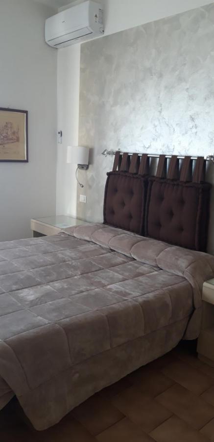 Locanda Il Burchiello Oriago Di Mira Luaran gambar