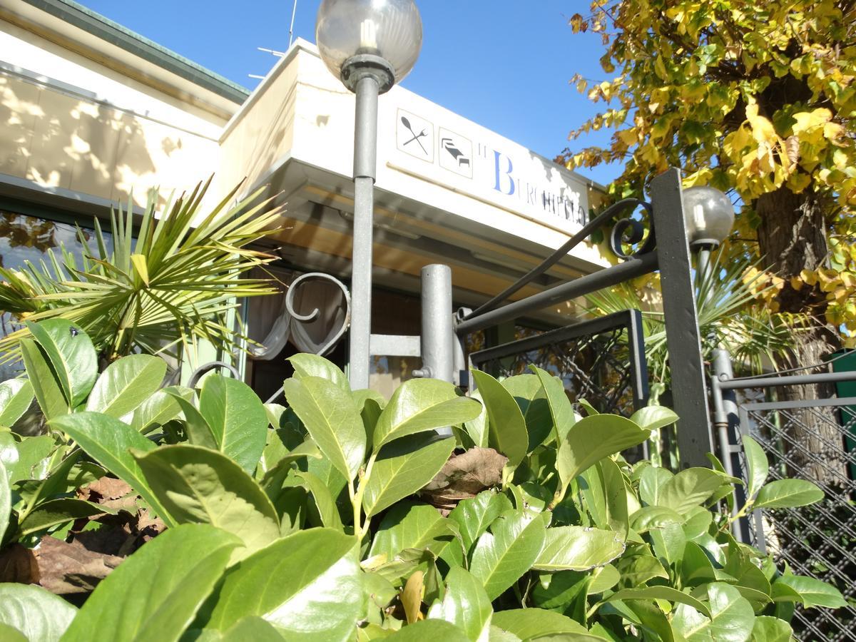 Locanda Il Burchiello Oriago Di Mira Luaran gambar